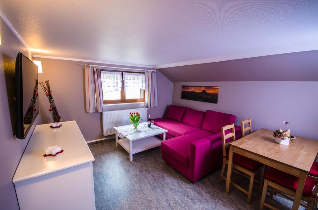 Ferienhaus Rosalie Altendorf  외부 사진